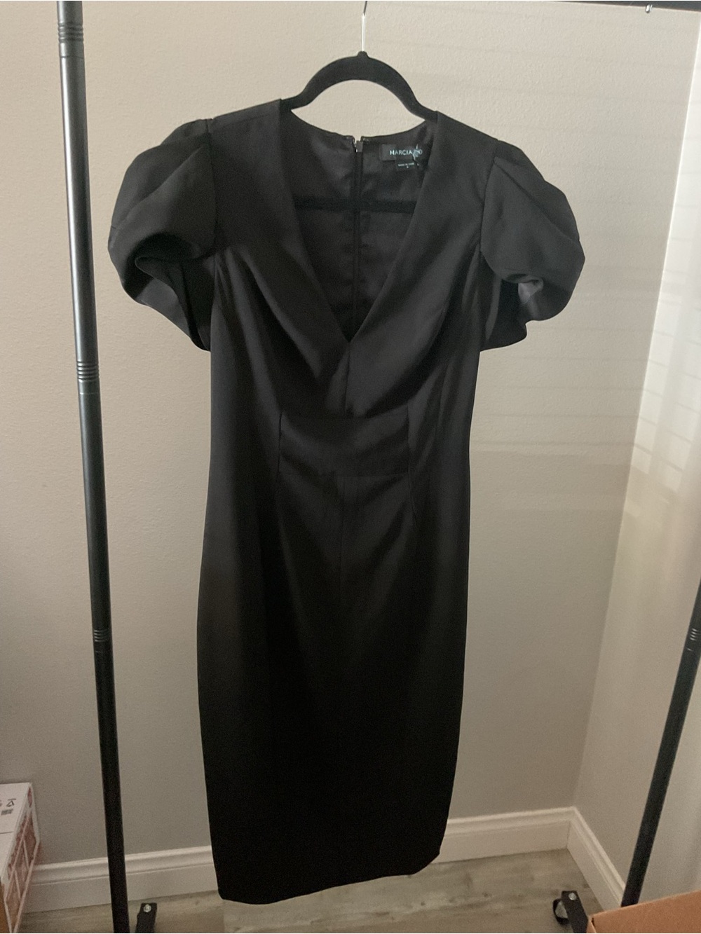 Marciano Black V-Neck Puff Sleeve Midi Dress